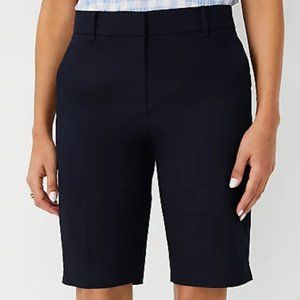 Ann Taylor Boardwalk Short - Navy - Size 2